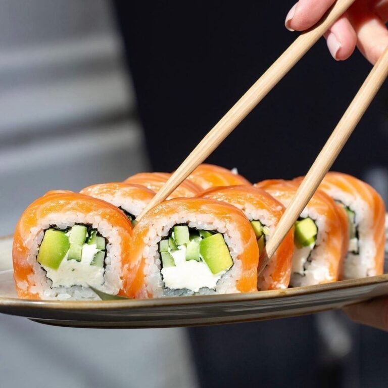 #commingsoon #sushilove @sunasbeachclubrestaurant #philadelphiaroll